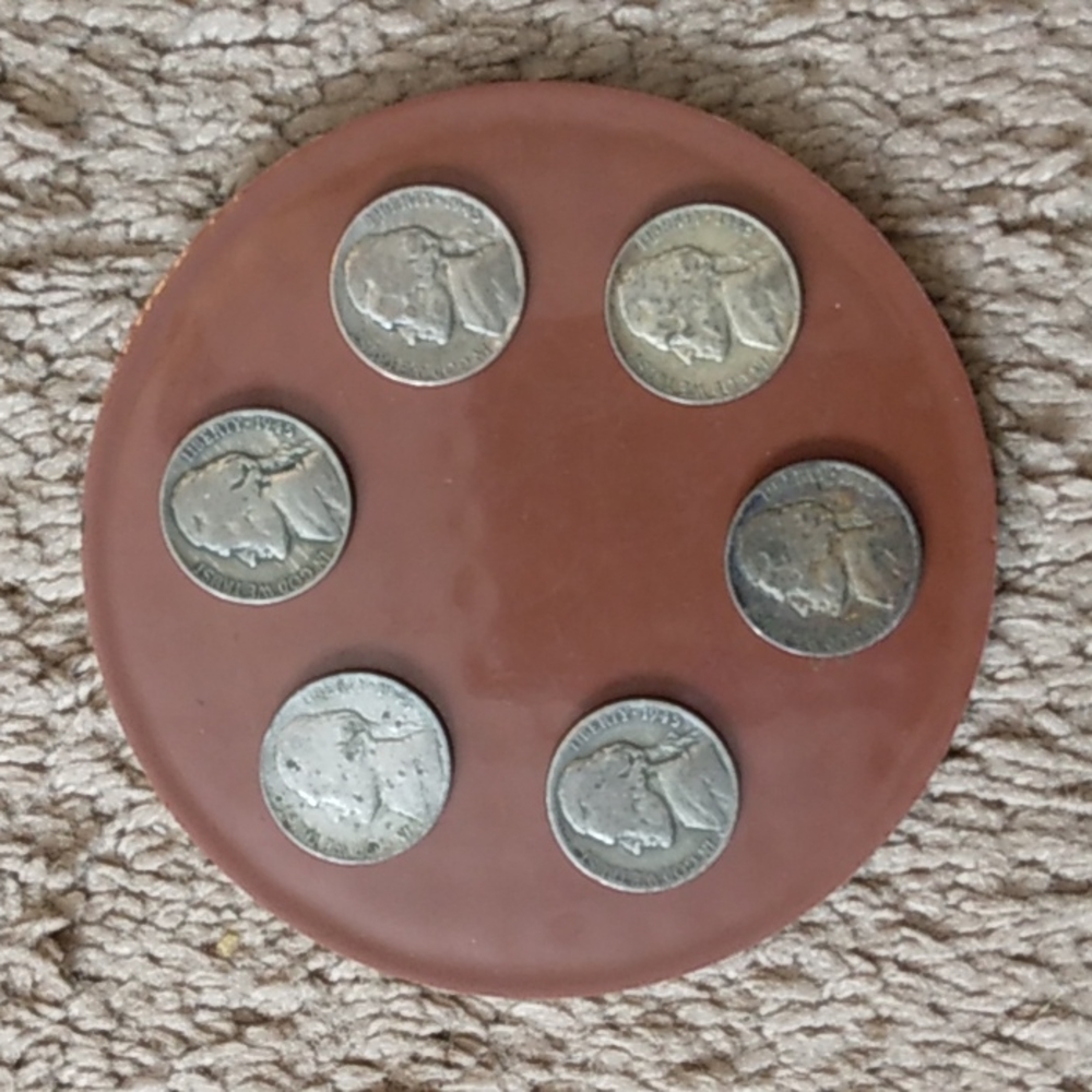 One Set Of Six (6) 1945 Liberty Nickels - Picture 5 of 6